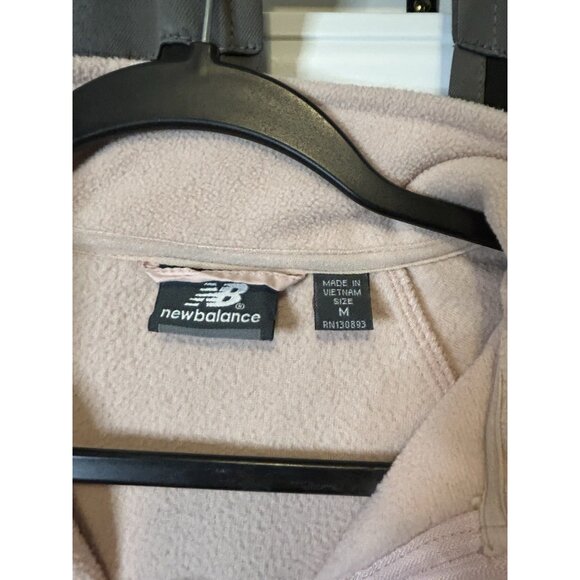 New Balance Womens Fleece Puffer Jacket (Medium) - Picture 2 of 5